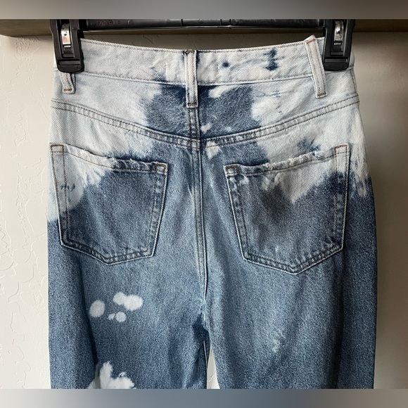 PacSun Acid Wash Tie Dye 90’s Boyfriend Jeans| Straight Fit, High Rise••• - Picture 9 of 16